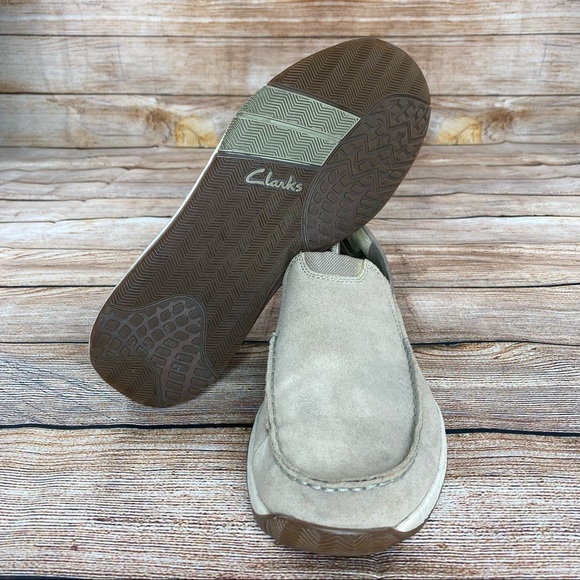 Clarks Slip On loafers Men Size 11.5 Casual Shoes - Beige - NEW - Picture 8 of 9